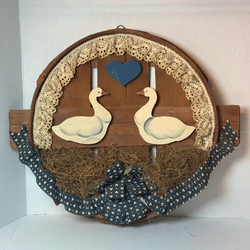 Vintage Country Geese Wall Decor Wood Farmhouse Cottage core Wreath Wall Art